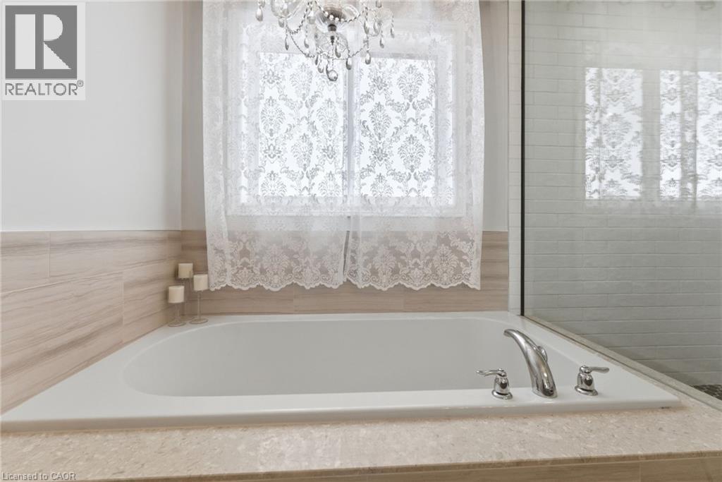 16 Festival Way, Binbrook, Ontario  L0R 1C0 - Photo 33 - 40787743