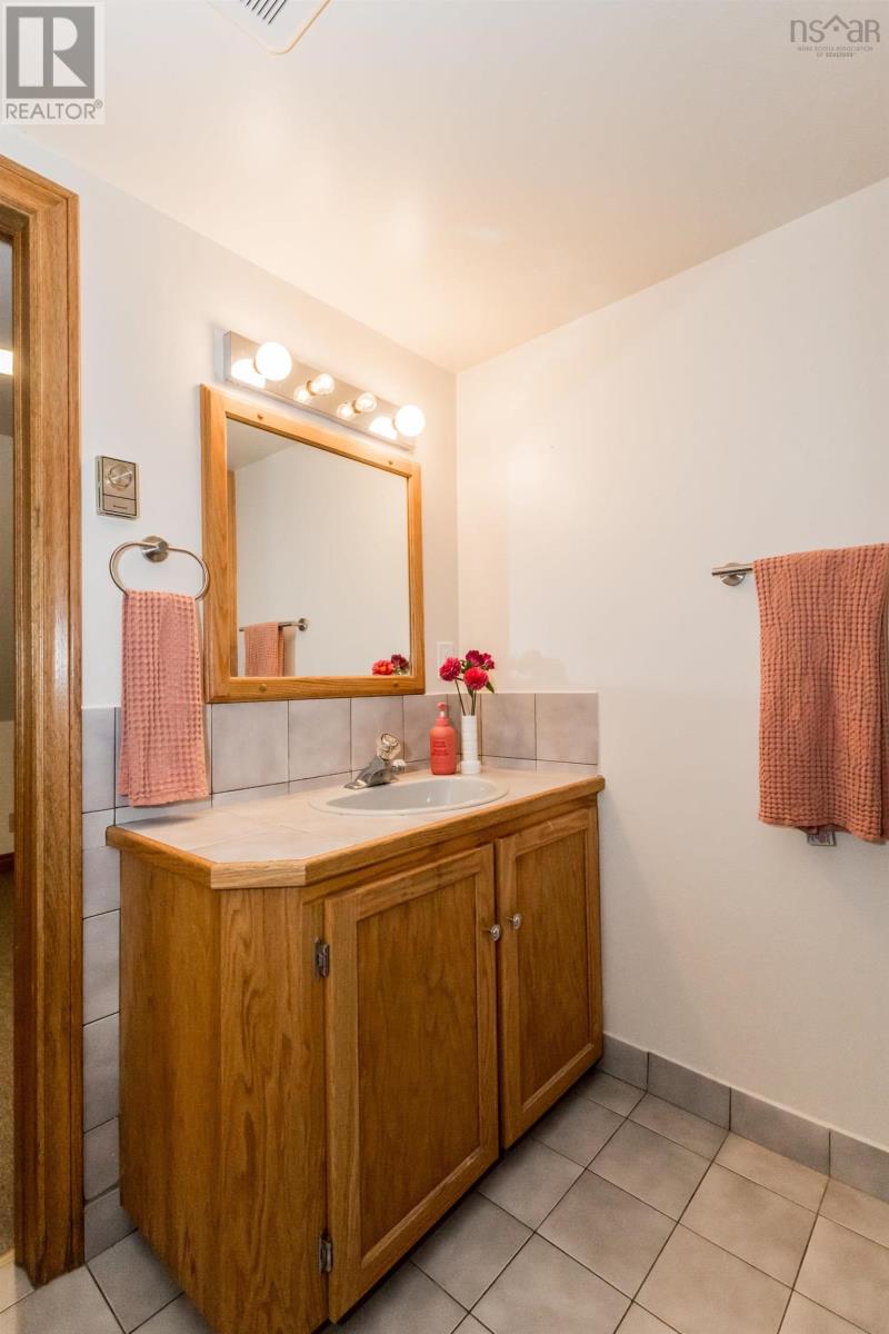 9 Sherwood Drive, Wolfville, Nova Scotia  B4P 2K1 - Photo 33 - 202527820