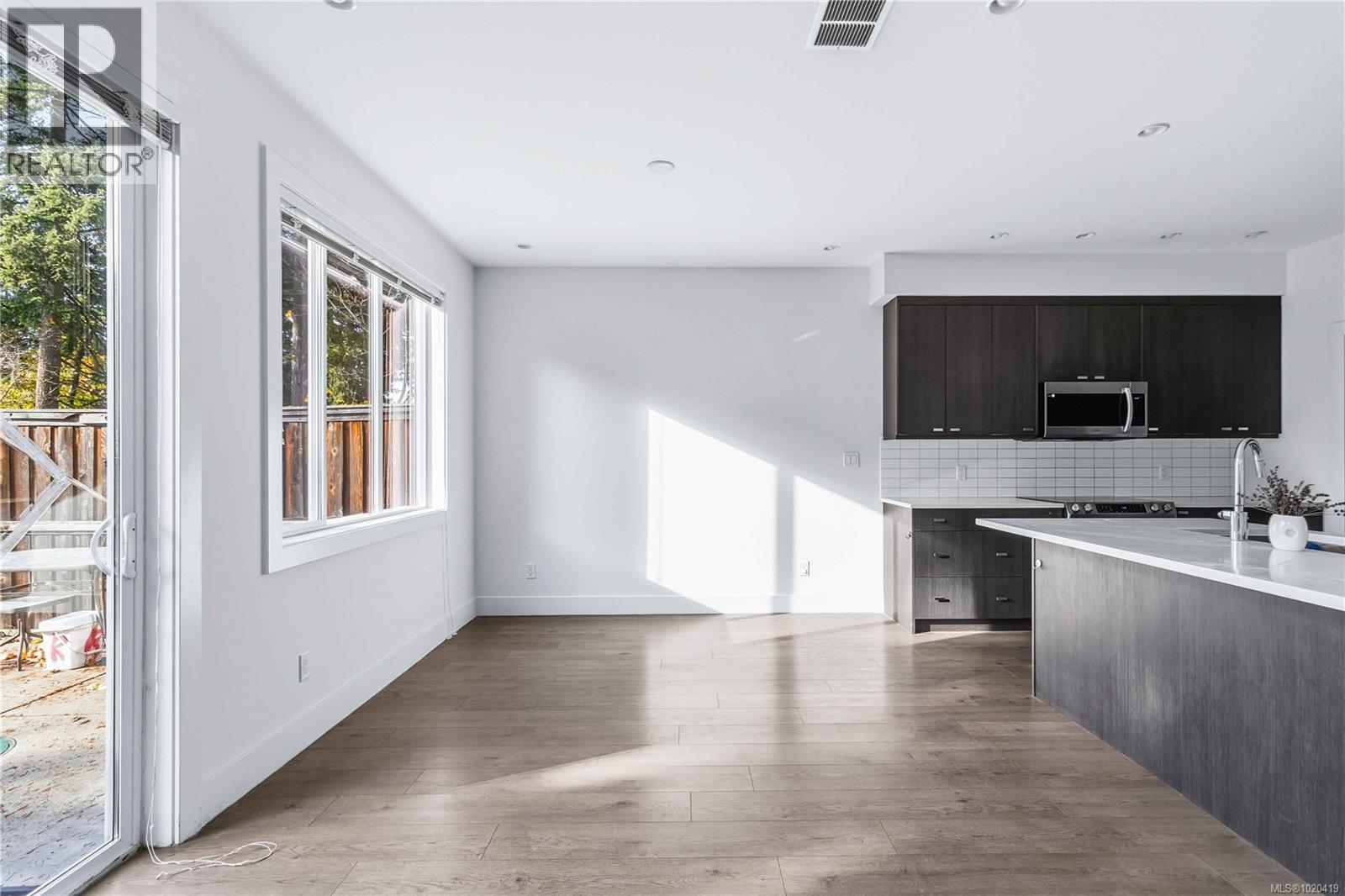 1045 Goldstream Ave, Langford, British Columbia  V9B 2Y6 - Photo 12 - 1020419