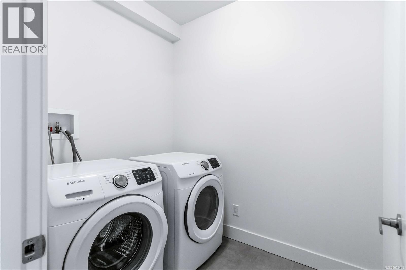 1045 Goldstream Ave, Langford, British Columbia  V9B 2Y6 - Photo 30 - 1020419