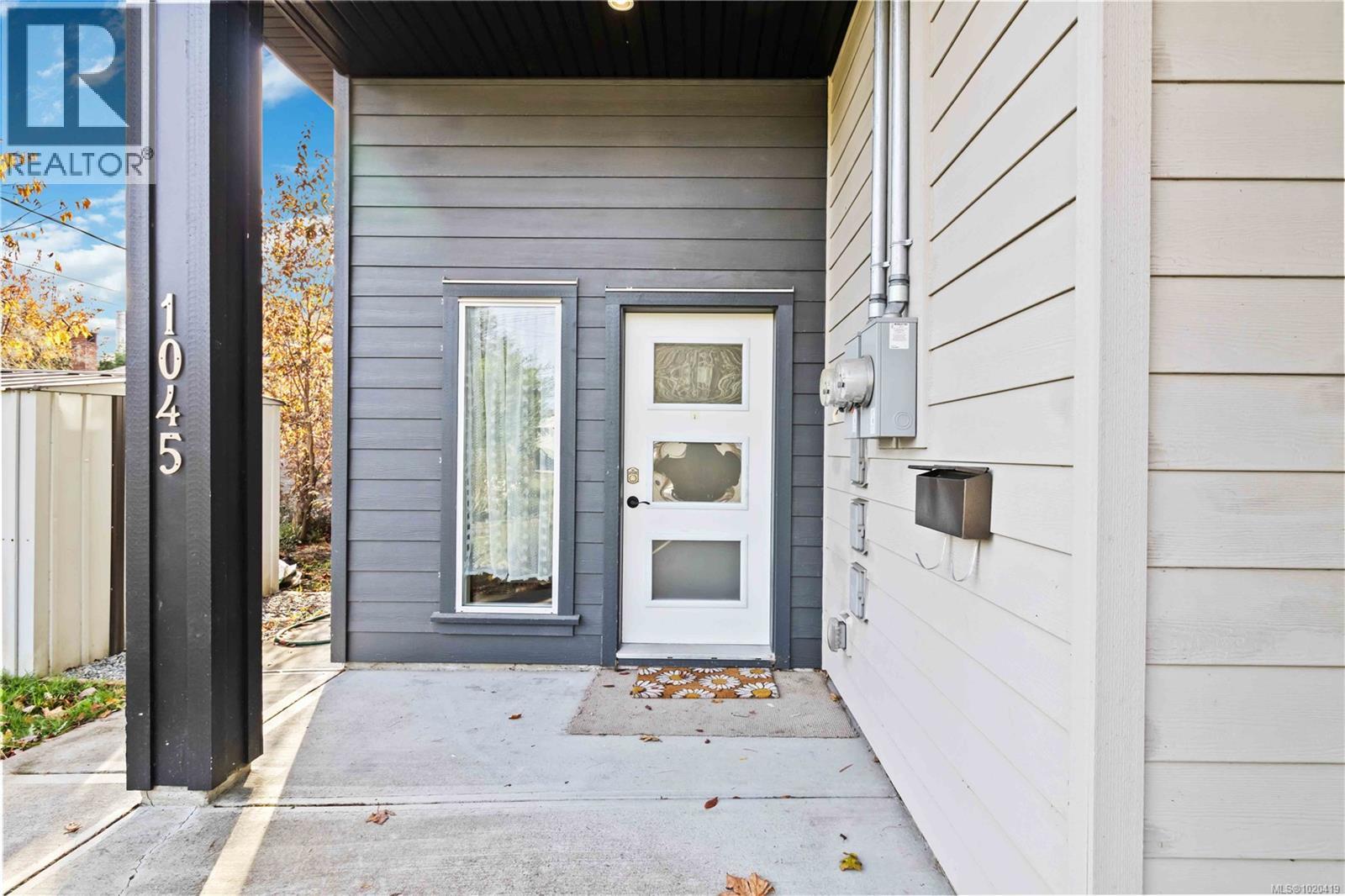 1045 Goldstream Ave, Langford, British Columbia  V9B 2Y6 - Photo 6 - 1020419