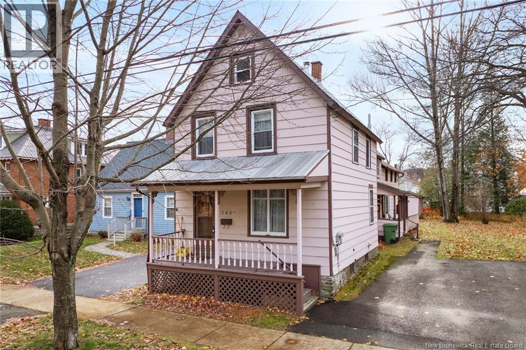 762 Churchill Row, Fredericton, New Brunswick  E3B 1P8 - Photo 1 - NB130103