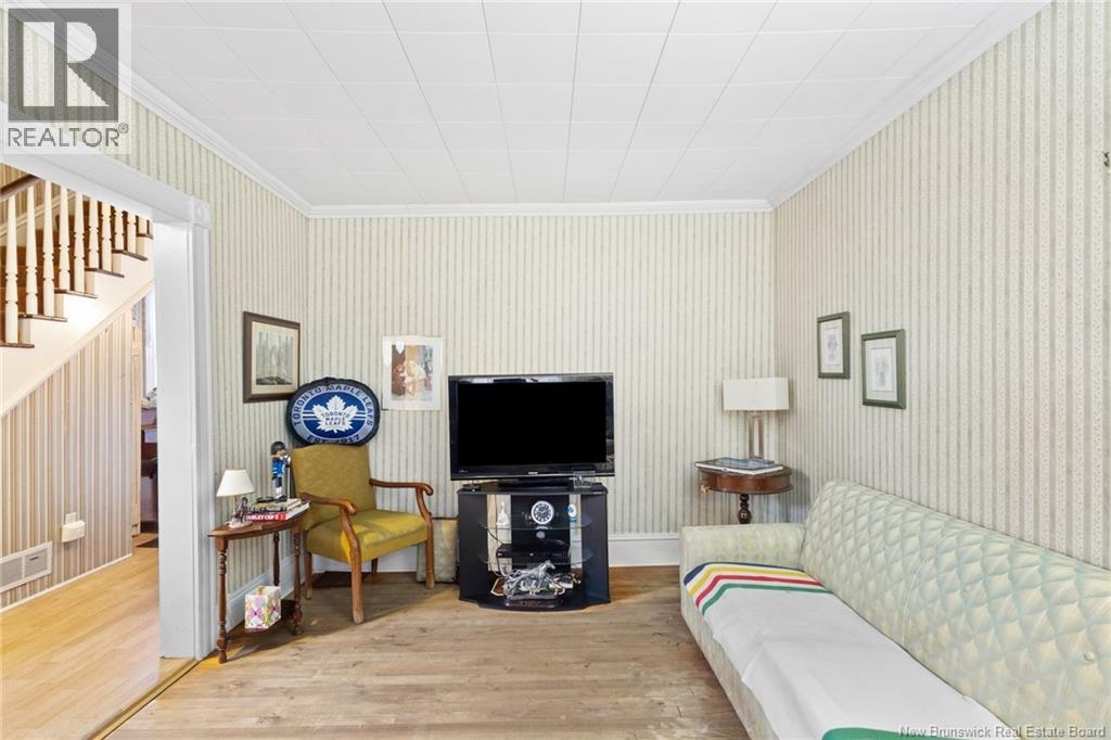 762 Churchill Row, Fredericton, New Brunswick  E3B 1P8 - Photo 12 - NB130103