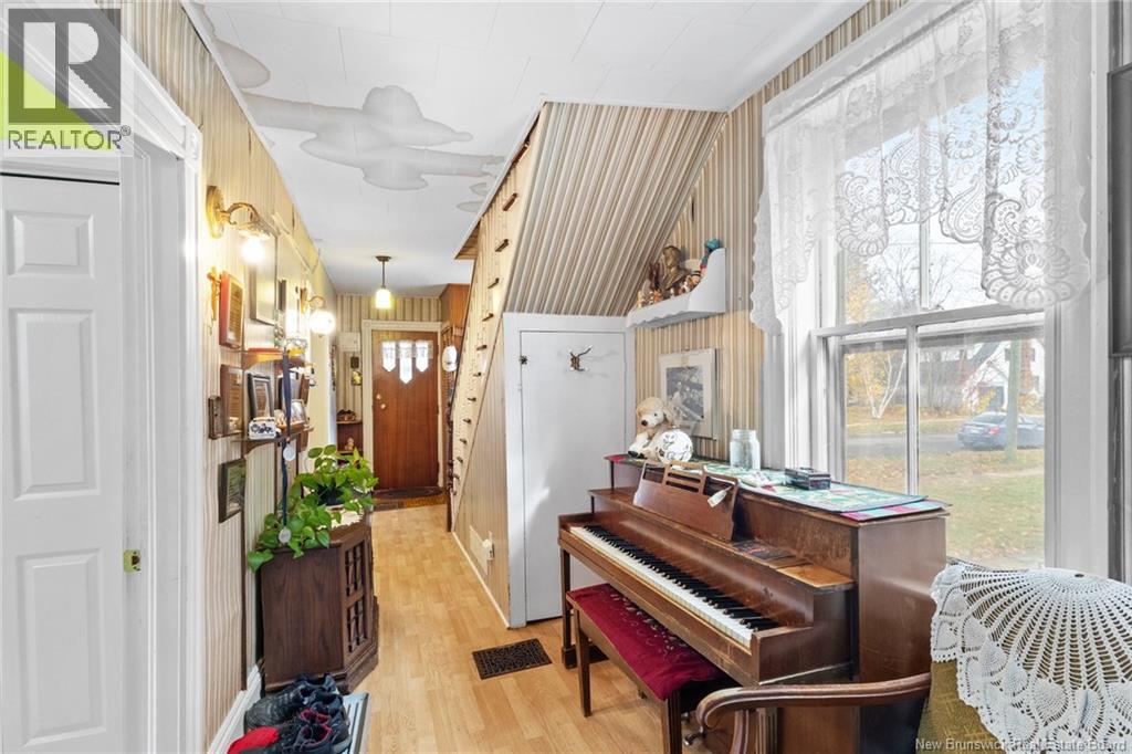 762 Churchill Row, Fredericton, New Brunswick  E3B 1P8 - Photo 15 - NB130103