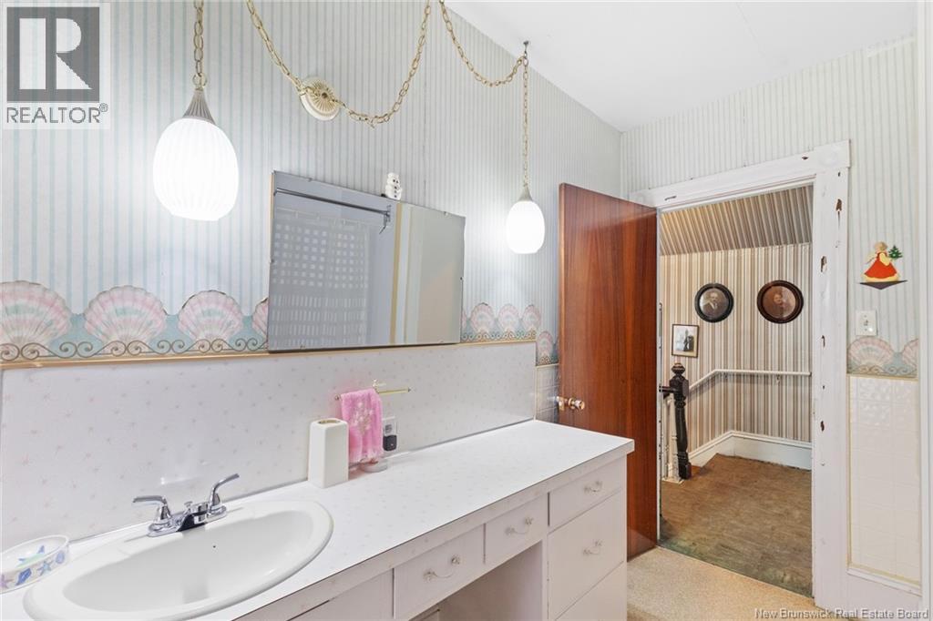 762 Churchill Row, Fredericton, New Brunswick  E3B 1P8 - Photo 36 - NB130103