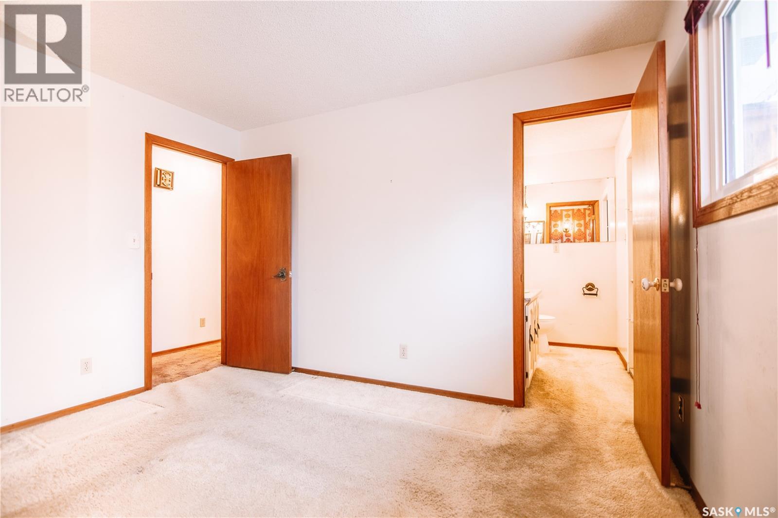 31 Trifunov Crescent, Regina, Saskatchewan  S4R 7C6 - Photo 26 - SK023967