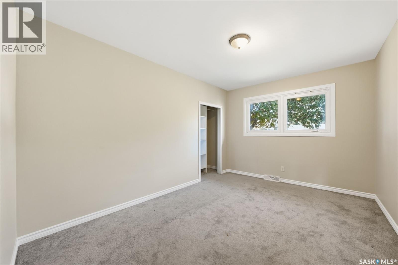 2337 Mckinnon Avenue S, Saskatoon, Saskatchewan  S7J 1N7 - Photo 13 - SK023920