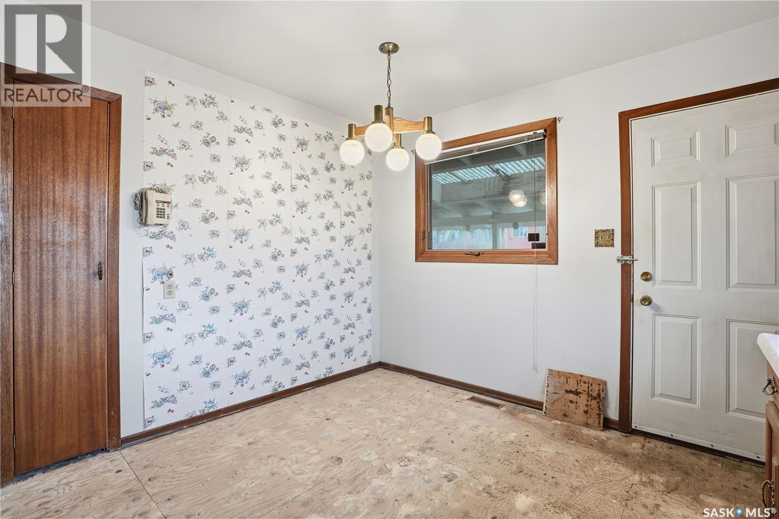 1435 Oxford Street, Regina, Saskatchewan  S4N 5S9 - Photo 13 - SK023919