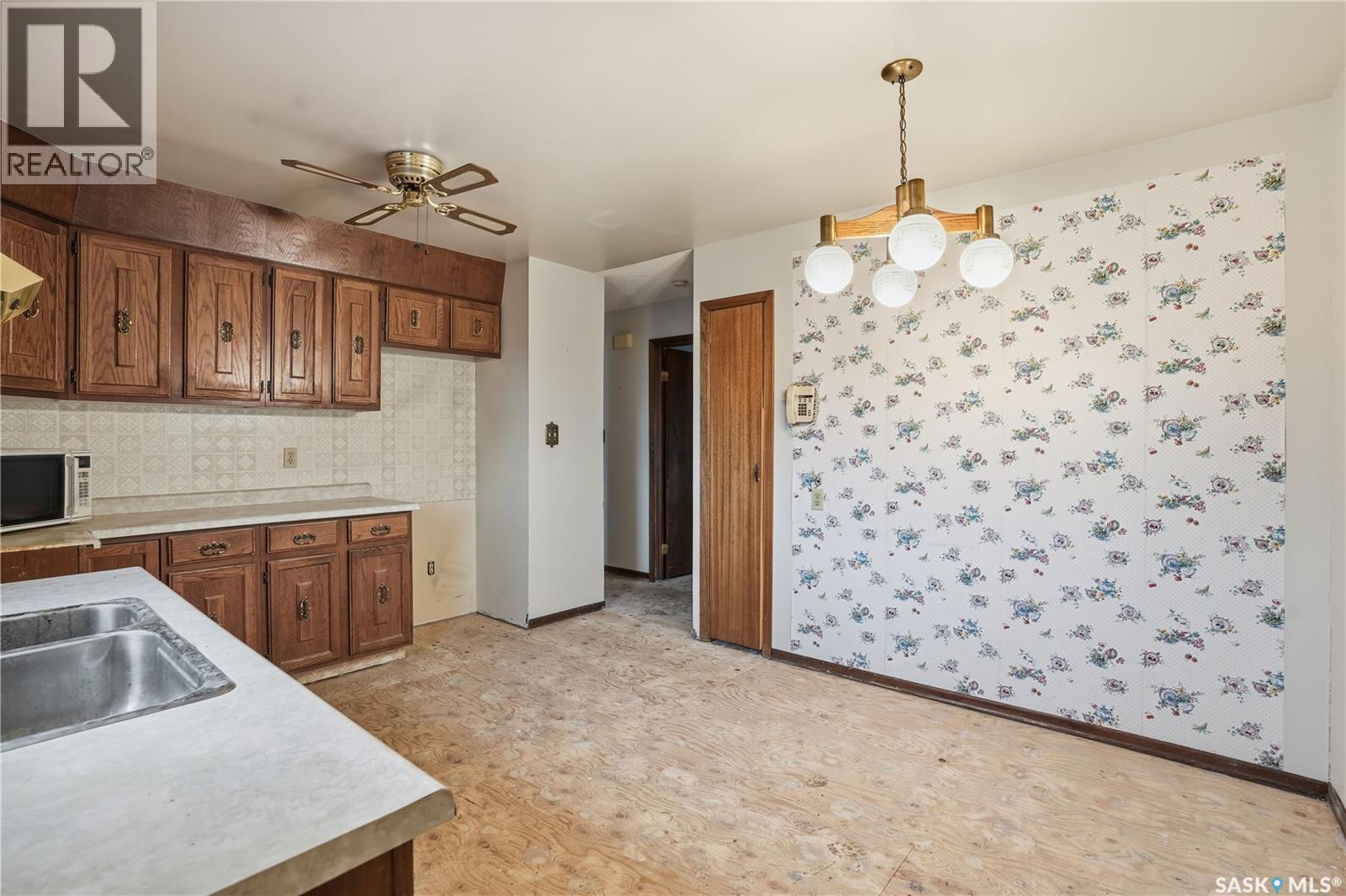 1435 Oxford Street, Regina, Saskatchewan  S4N 5S9 - Photo 16 - SK023919