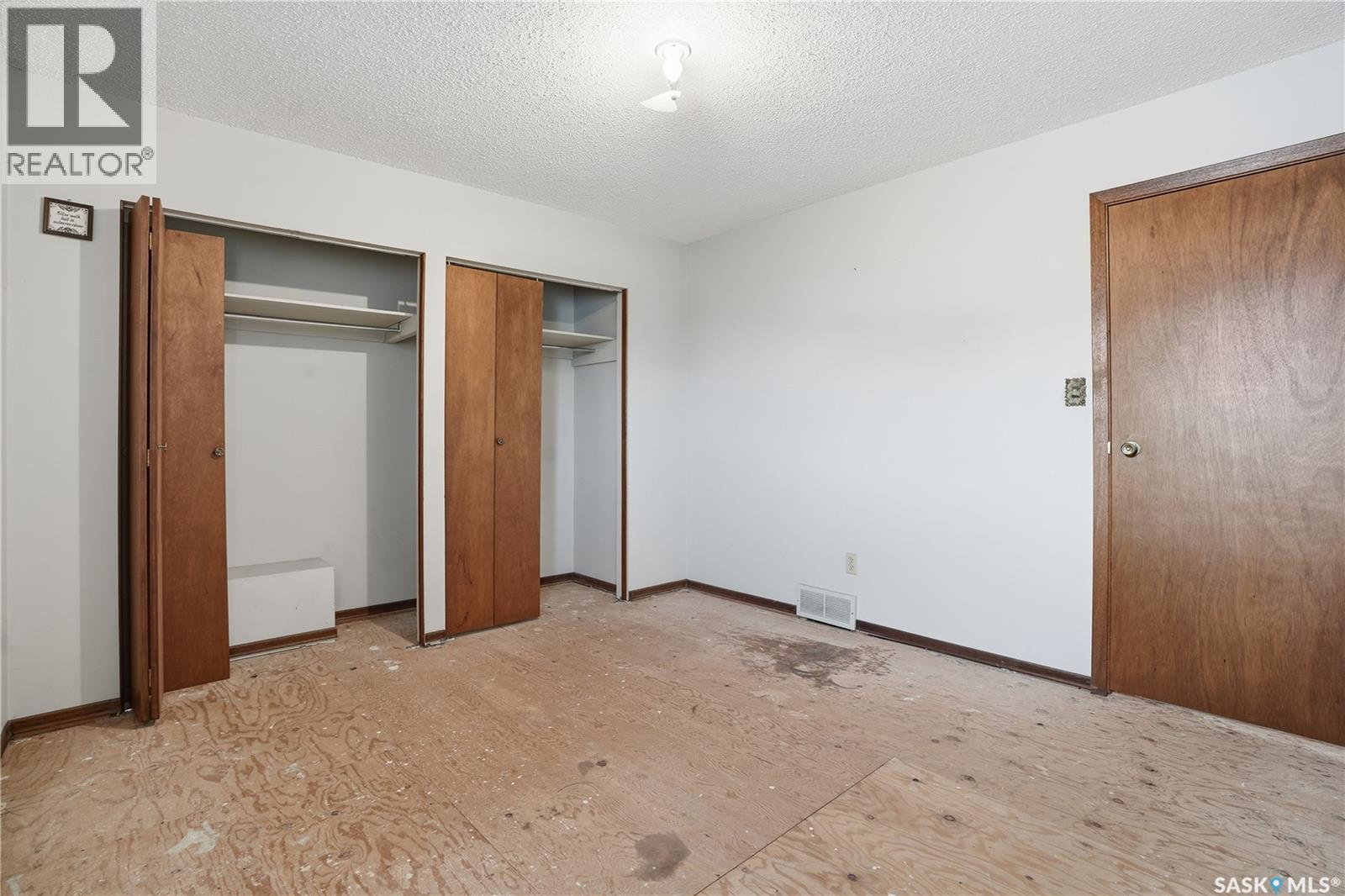 1435 Oxford Street, Regina, Saskatchewan  S4N 5S9 - Photo 18 - SK023919