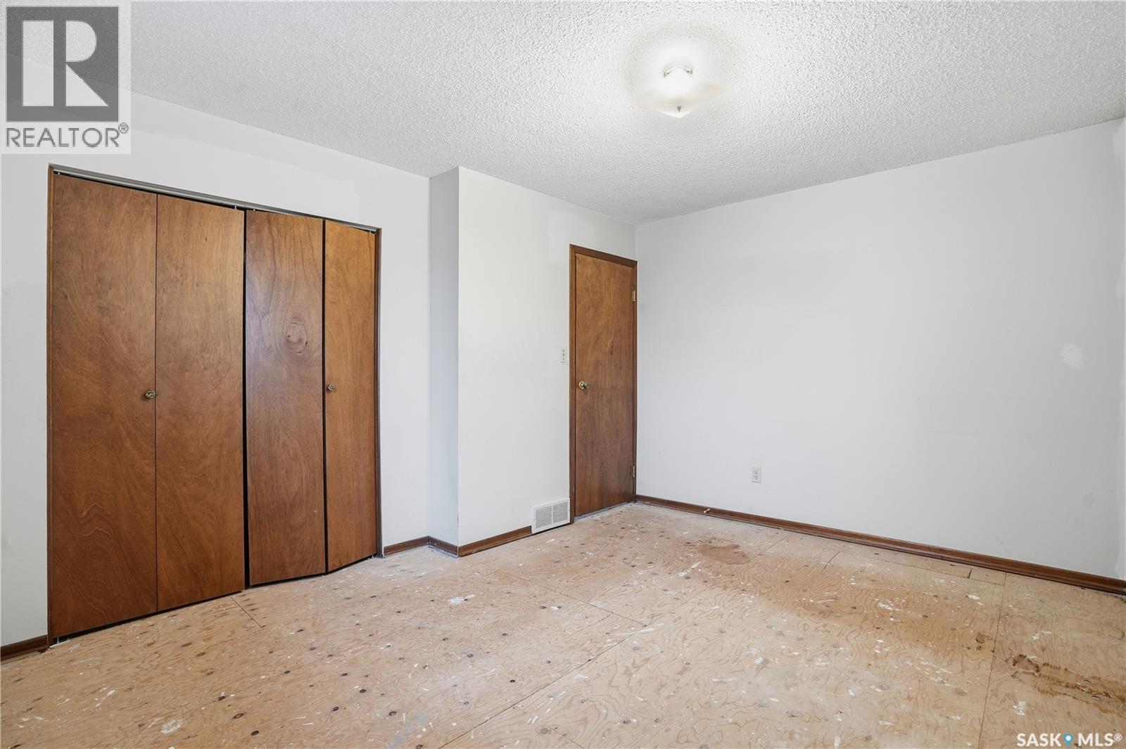 1435 Oxford Street, Regina, Saskatchewan  S4N 5S9 - Photo 20 - SK023919