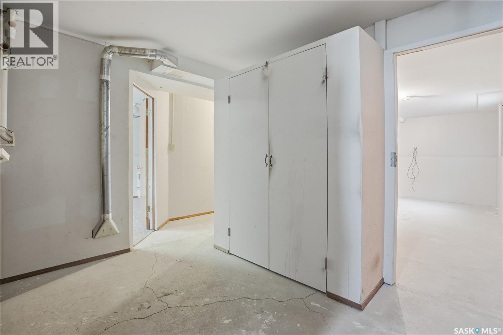 1435 Oxford Street, Regina, Saskatchewan  S4N 5S9 - Photo 31 - SK023919