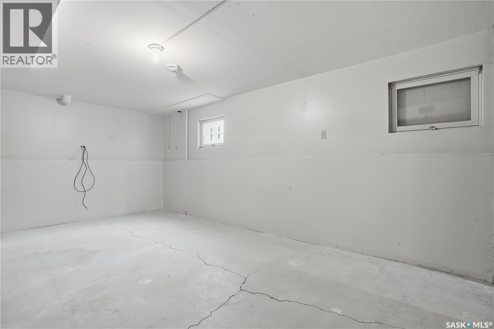 1435 Oxford Street, Regina, Saskatchewan  S4N 5S9 - Photo 33 - SK023919