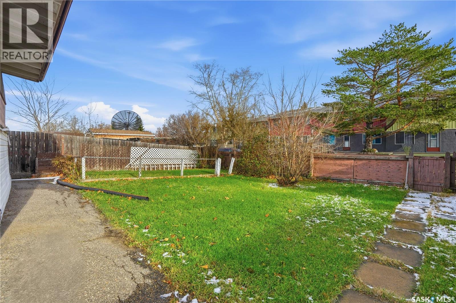 1435 Oxford Street, Regina, Saskatchewan  S4N 5S9 - Photo 40 - SK023919