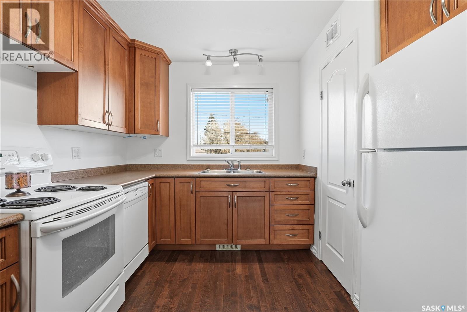 203a 3rd Avenue, Aberdeen, Saskatchewan  S0K 0A0 - Photo 11 - SK023905