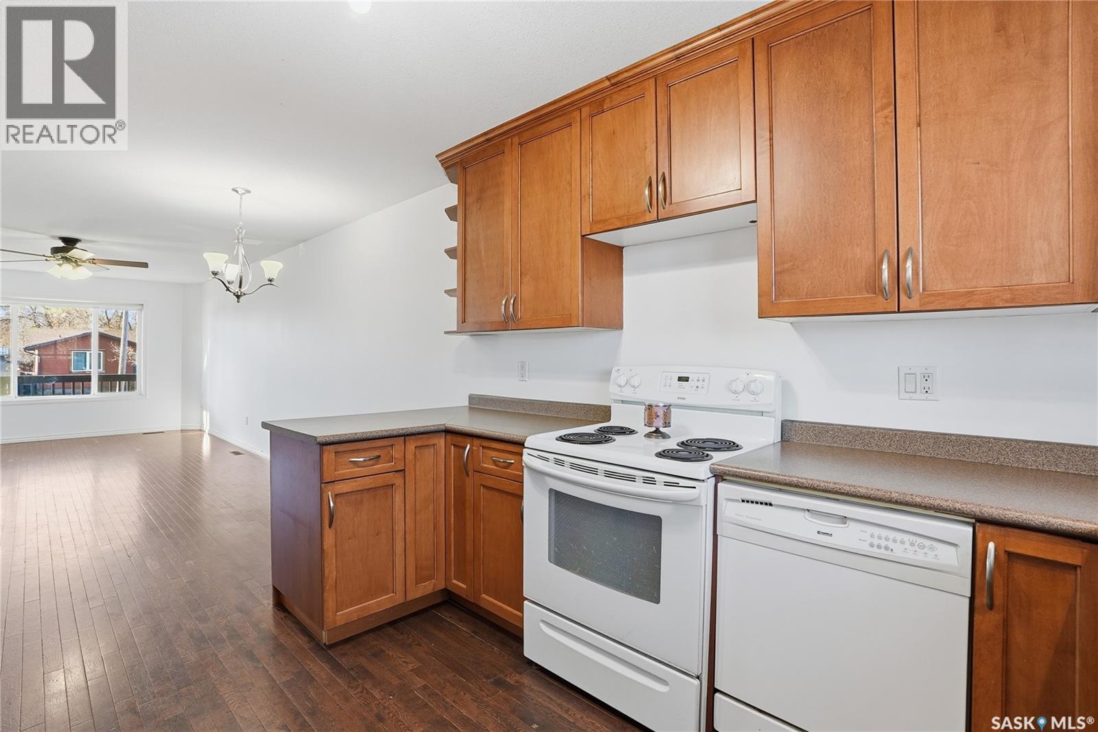 203a 3rd Avenue, Aberdeen, Saskatchewan  S0K 0A0 - Photo 12 - SK023905