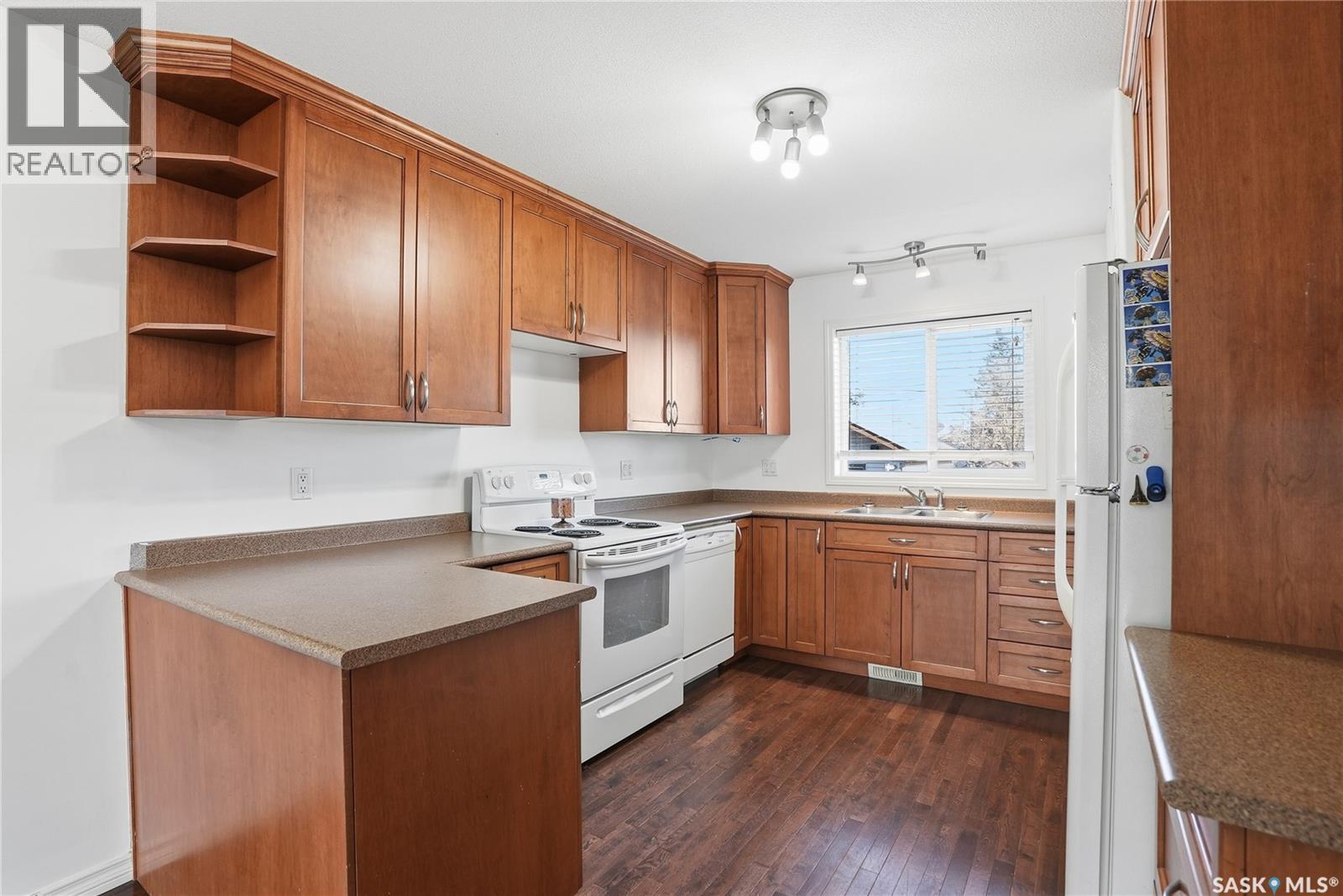 203a 3rd Avenue, Aberdeen, Saskatchewan  S0K 0A0 - Photo 9 - SK023905