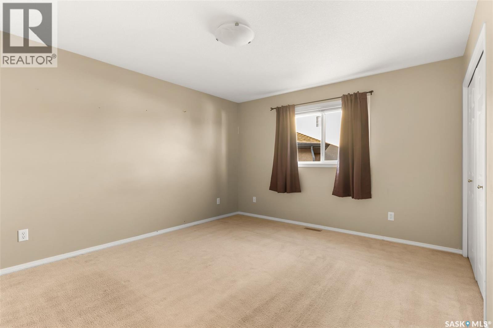 938 Brachman Bay, Regina, Saskatchewan  S4N 7P2 - Photo 13 - SK023843