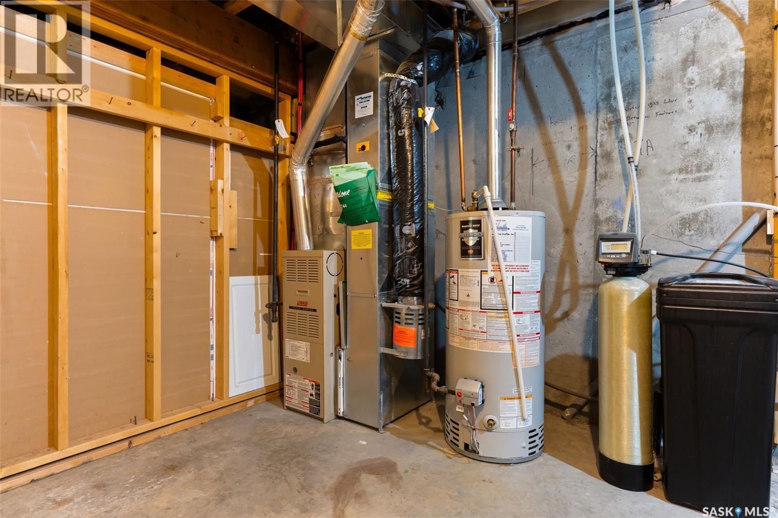 938 Brachman Bay, Regina, Saskatchewan  S4N 7P2 - Photo 30 - SK023843