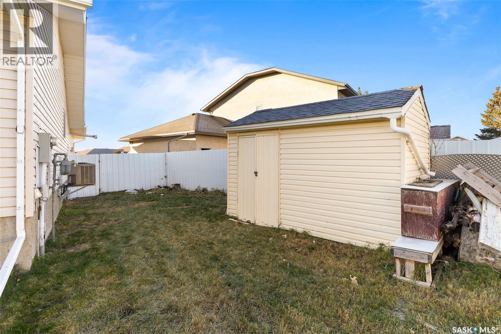 938 Brachman Bay, Regina, Saskatchewan  S4N 7P2 - Photo 36 - SK023843