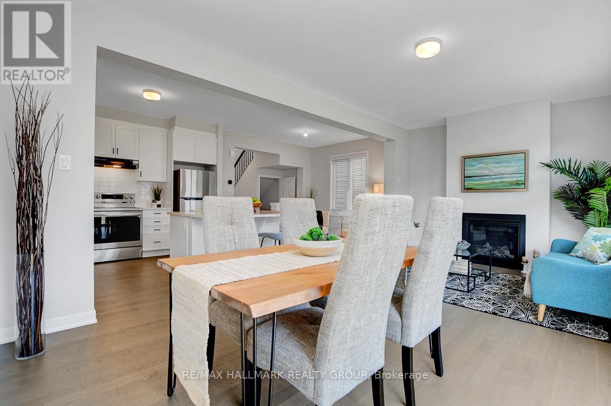 610 Fenwick Way, Ottawa, Ontario K2J 7E5 - Photo 11 - X12483473