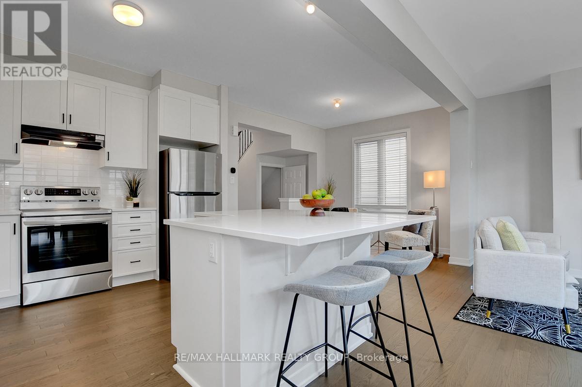 610 Fenwick Way, Ottawa, Ontario K2J 7E5 - Photo 12 - X12483473