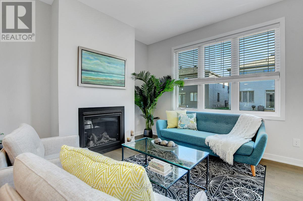 610 Fenwick Way, Ottawa, Ontario K2J 7E5 - Photo 7 - X12483473