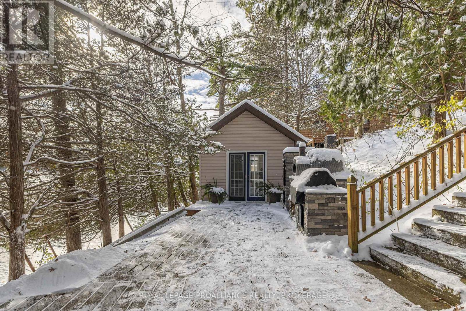 279 Frye Lane, Frontenac, Ontario  K0H 2L0 - Photo 26 - X12540966