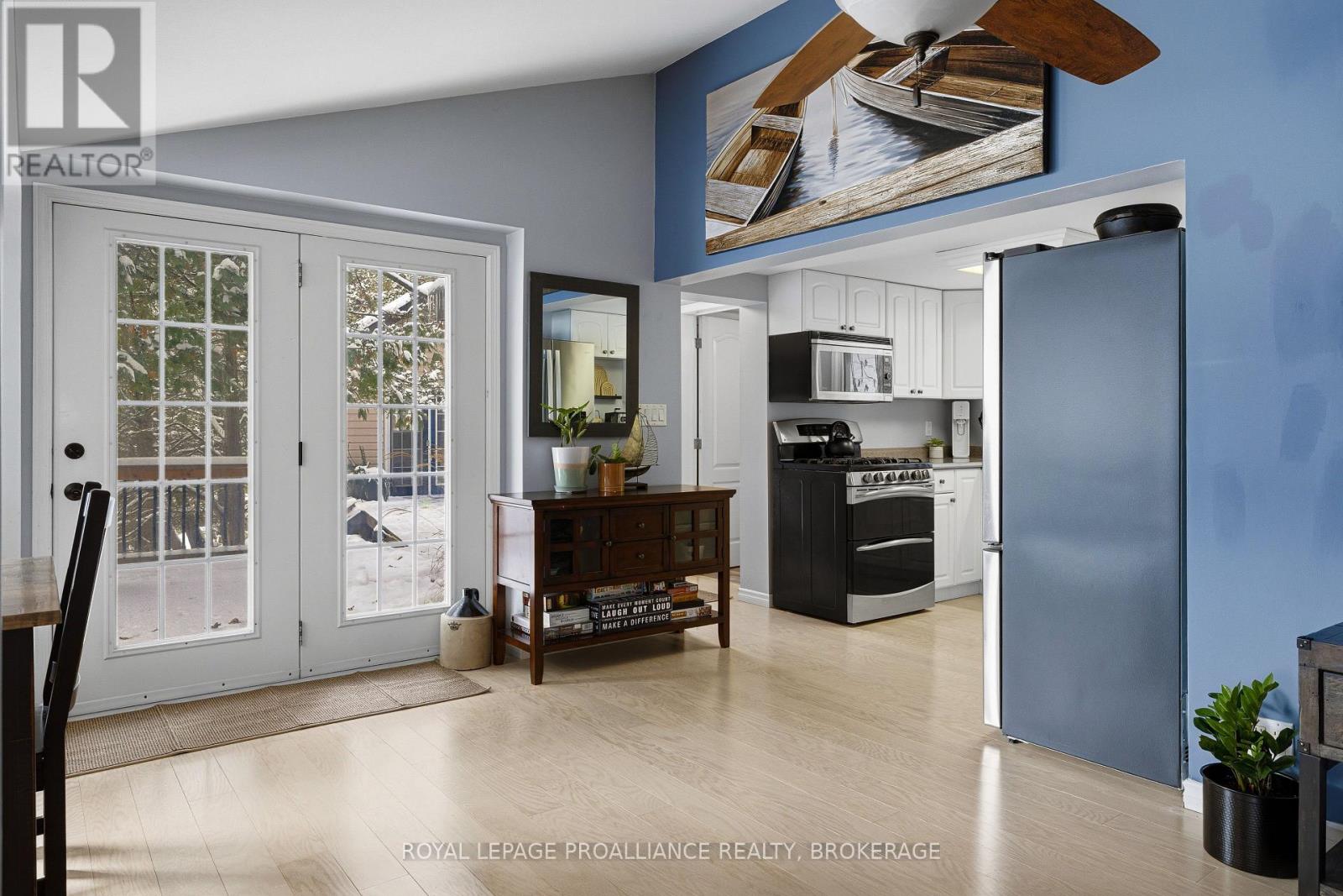 279 Frye Lane, Frontenac, Ontario  K0H 2L0 - Photo 3 - X12540966