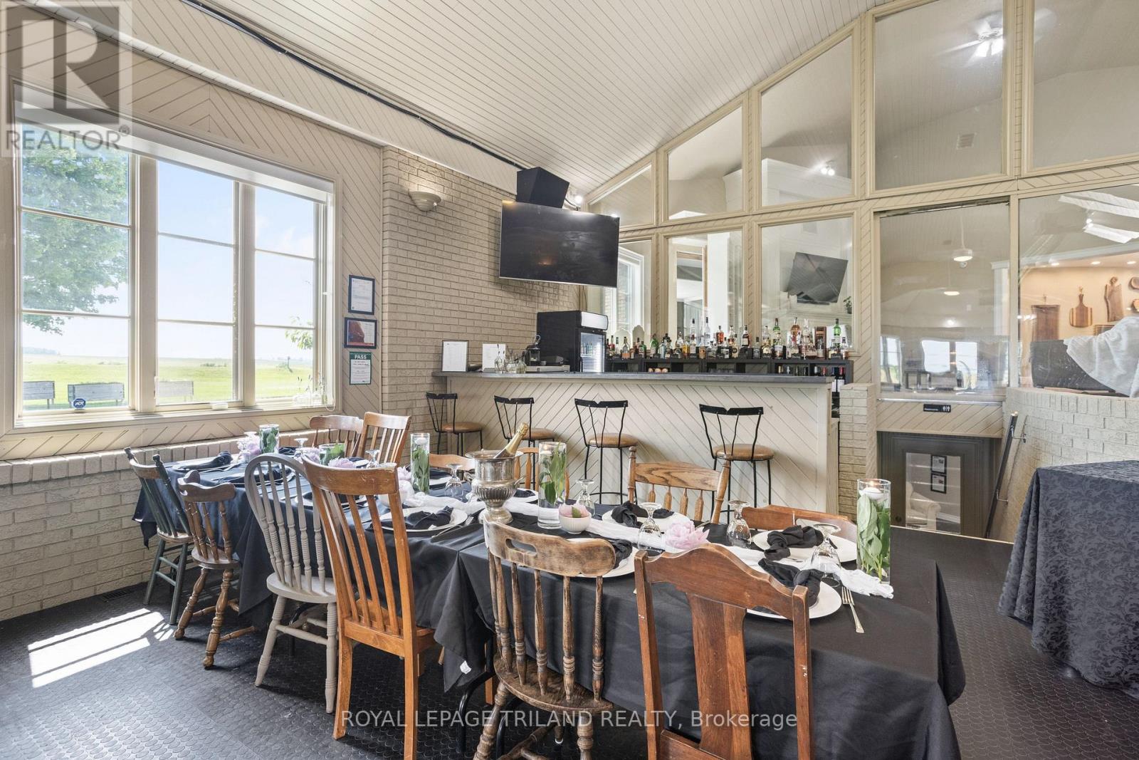 29830 Centre Road, Adelaide Metcalfe, Ontario  N7G 3H7 - Photo 36 - X12540924