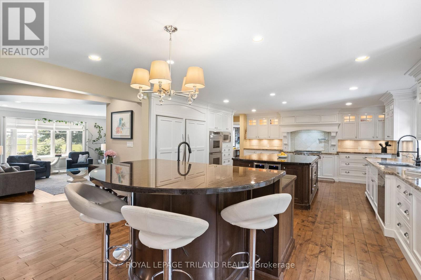 29830 Centre Road, Adelaide Metcalfe, Ontario  N7G 3H7 - Photo 13 - X12540926