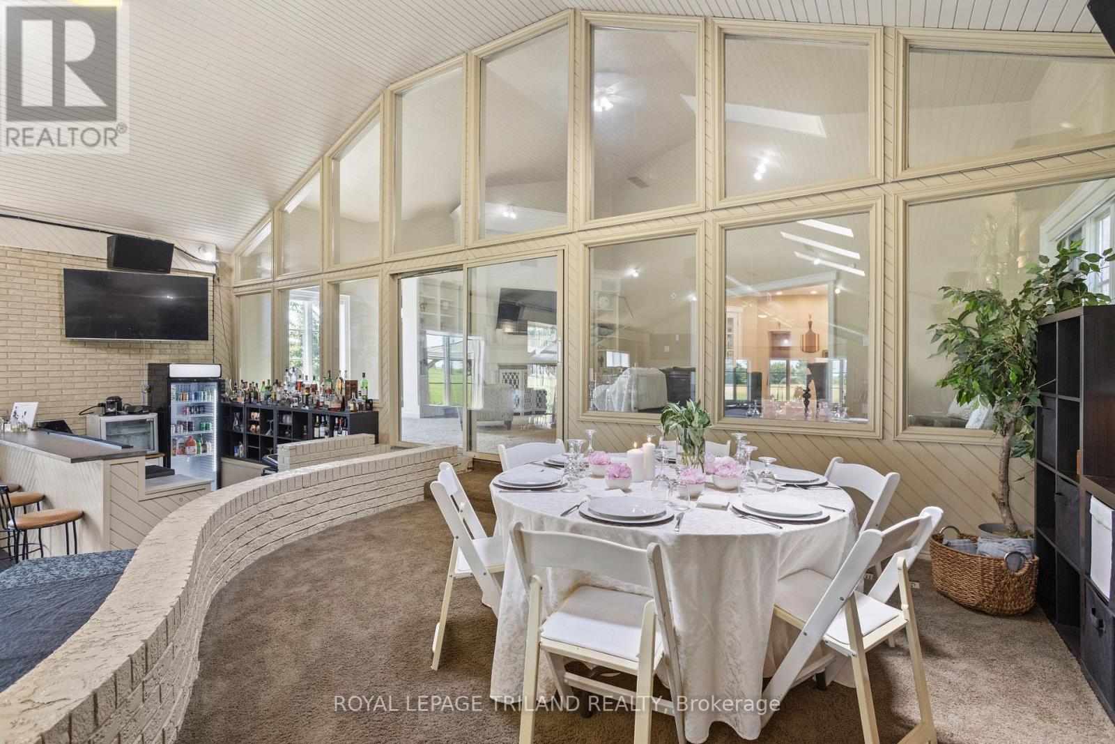 29830 Centre Road, Adelaide Metcalfe, Ontario  N7G 3H7 - Photo 38 - X12540926