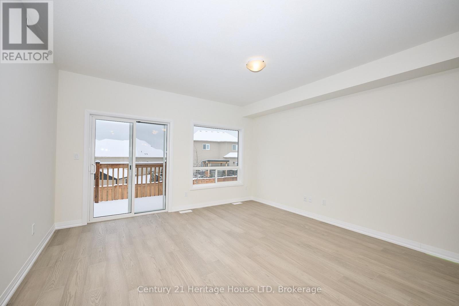 7 - 397 Garrison Road, Fort Erie, Ontario L2A 1N1 - Photo 22 - X12538508