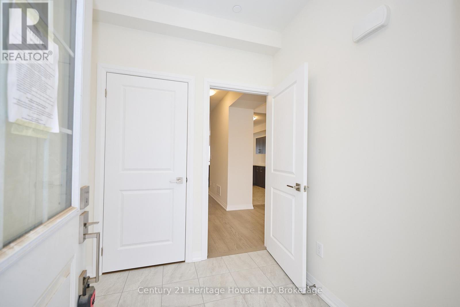 7 - 397 Garrison Road, Fort Erie, Ontario L2A 1N1 - Photo 27 - X12538508