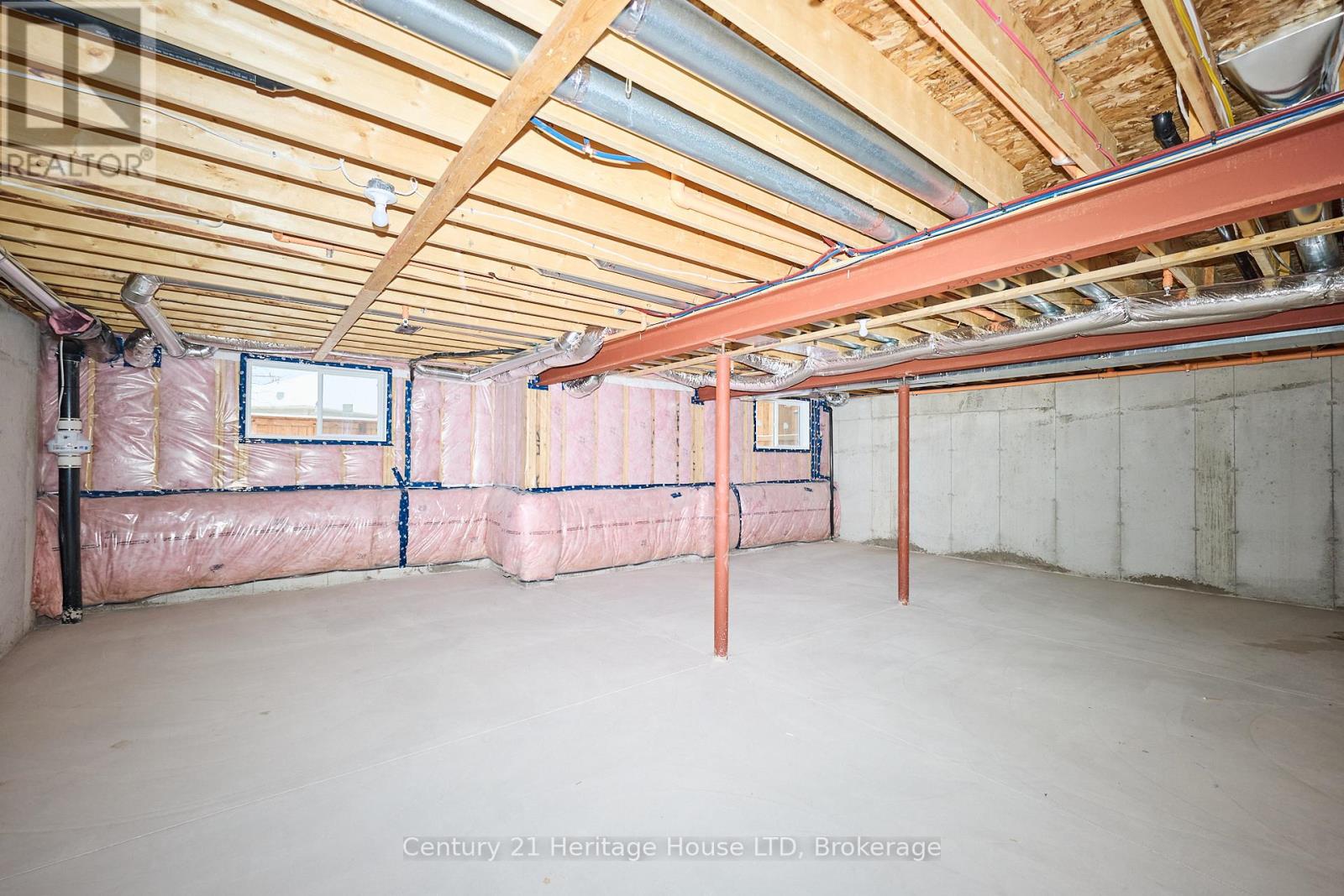 7 - 397 Garrison Road, Fort Erie, Ontario L2A 1N1 - Photo 31 - X12538508