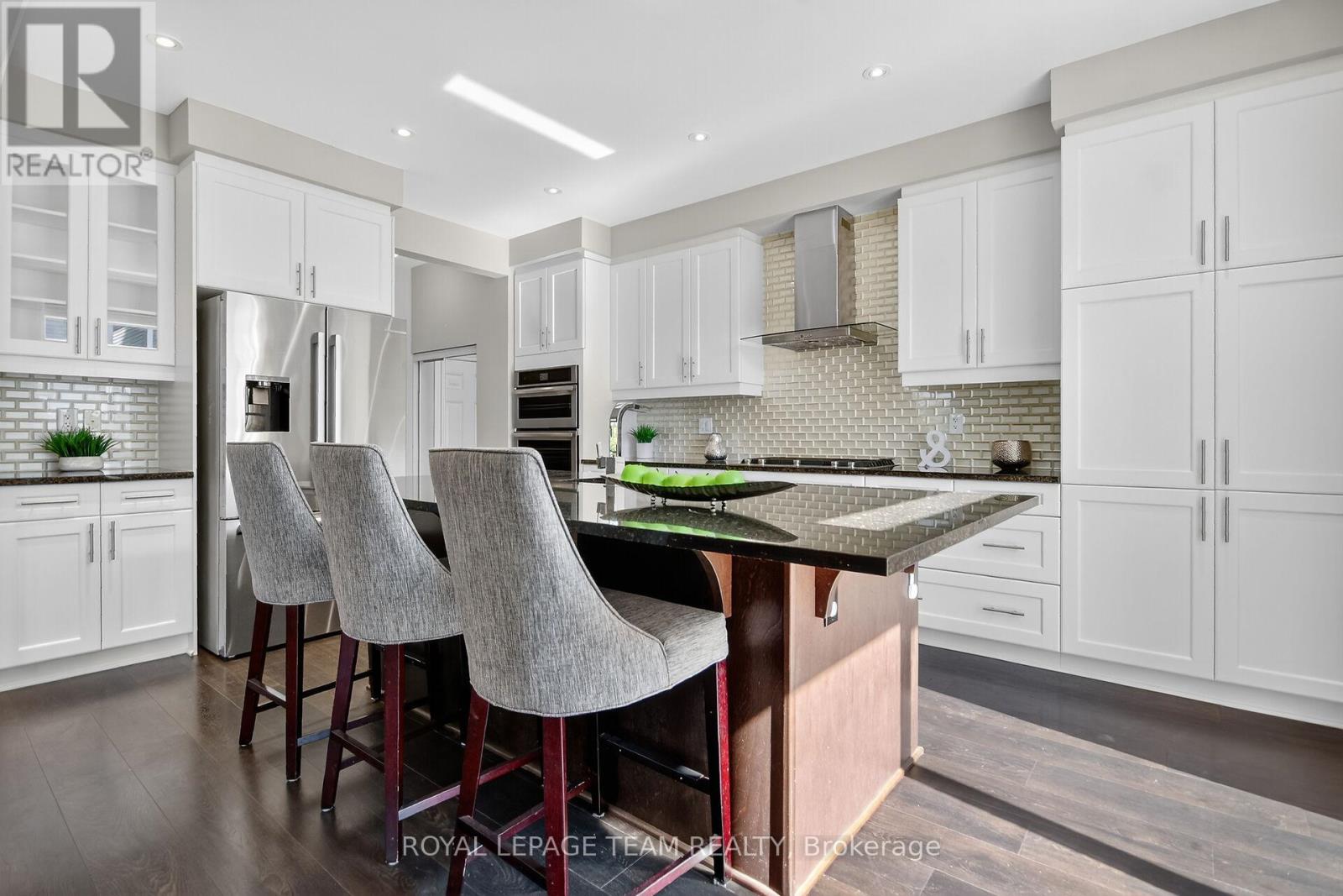 939 Whimbrel Way, Ottawa, Ontario  K2J 6C5 - Photo 19 - X12540772