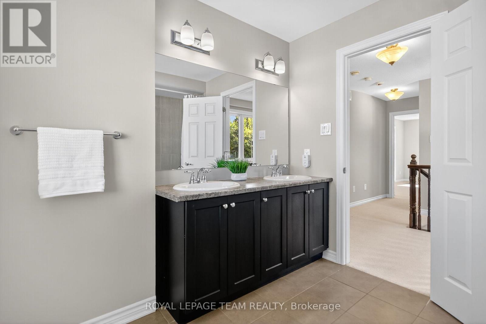 939 Whimbrel Way, Ottawa, Ontario  K2J 6C5 - Photo 38 - X12540772