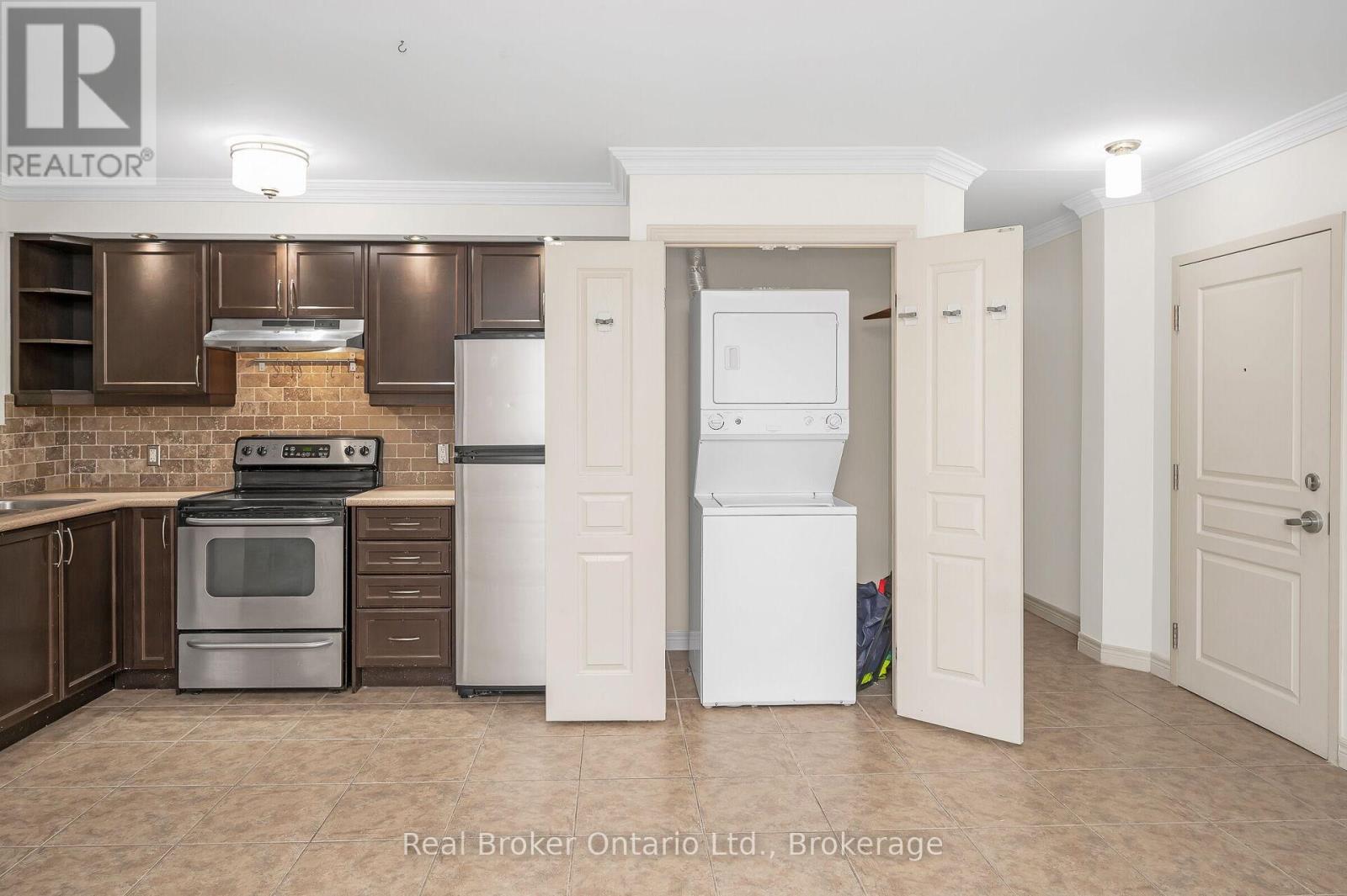 303 - 1212 Fennell Avenue E, Hamilton, Ontario L8T 1T2 - Photo 11 - X12540964