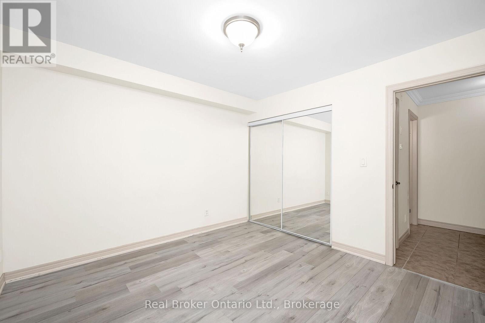 303 - 1212 Fennell Avenue E, Hamilton, Ontario L8T 1T2 - Photo 18 - X12540964