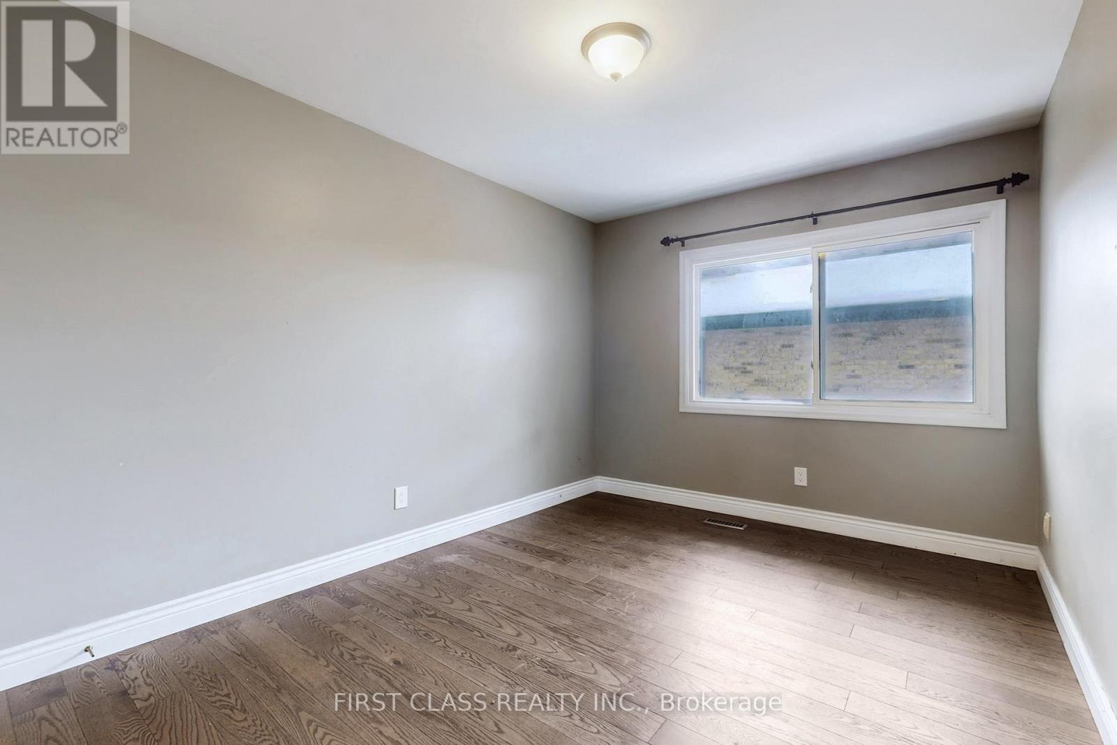 8 Fernside Court, Toronto, Ontario  M2N 6A1 - Photo 28 - C12540560