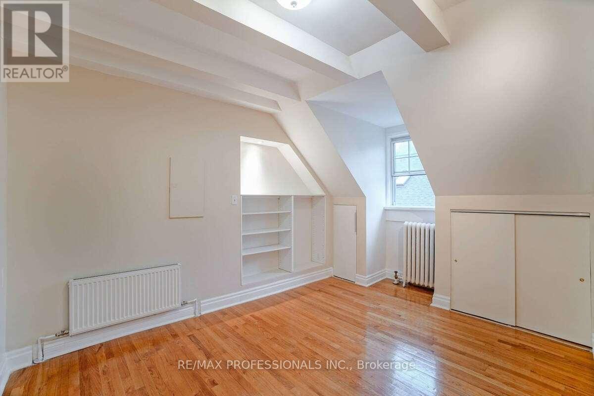 3 - 26 Castleview Avenue, Toronto, Ontario  M5R 1Y9 - Photo 20 - C12540586