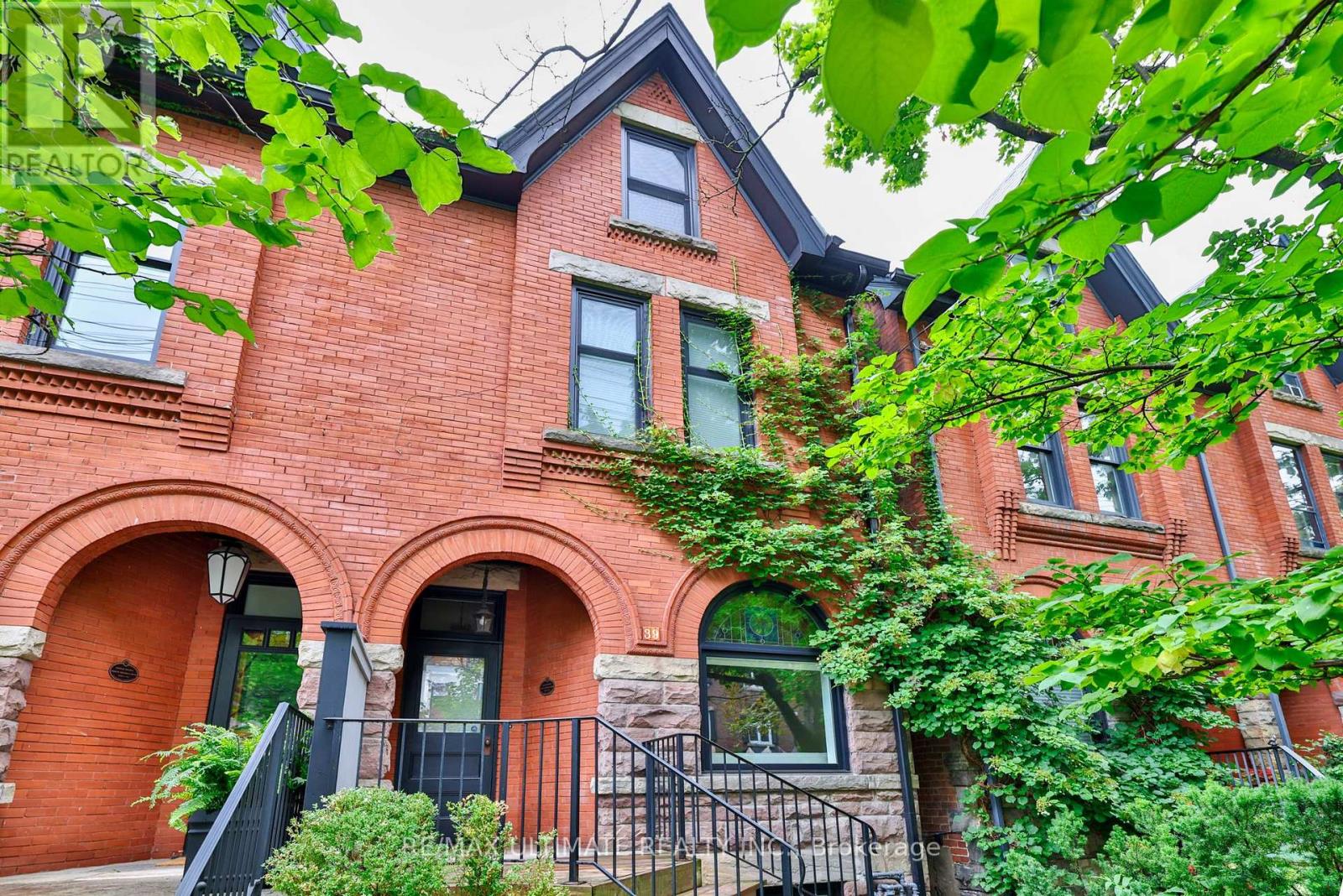 39 Macpherson Avenue, Toronto, Ontario  M5R 1W7 - Photo 3 - C12540600