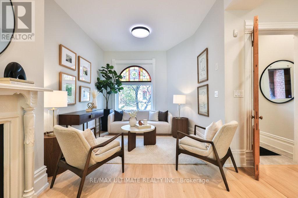 39 Macpherson Avenue, Toronto, Ontario  M5R 1W7 - Photo 8 - C12540600