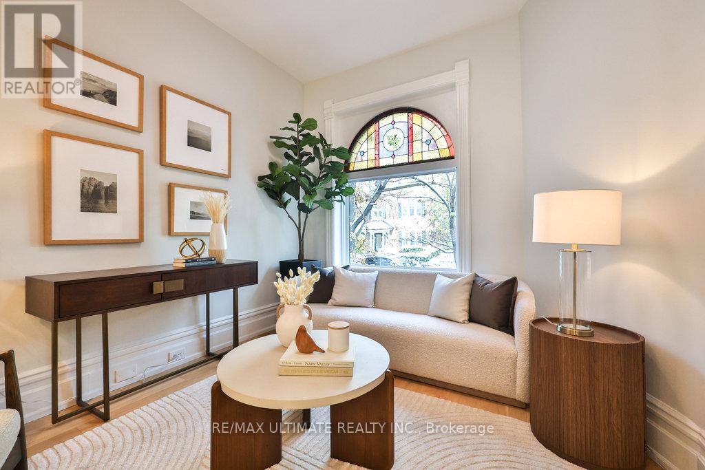 39 Macpherson Avenue, Toronto, Ontario  M5R 1W7 - Photo 9 - C12540600