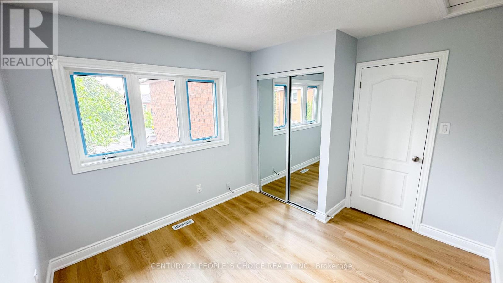 3292 Bobwhite Mews, Mississauga, Ontario  L5N 6E9 - Photo 23 - W12539968