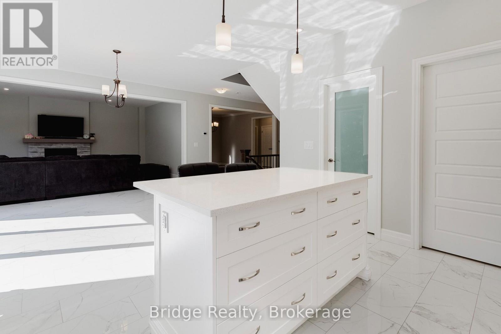 133 Birdie Court, Woodstock, Ontario N4T 0N3 - Photo 13 - X12540932