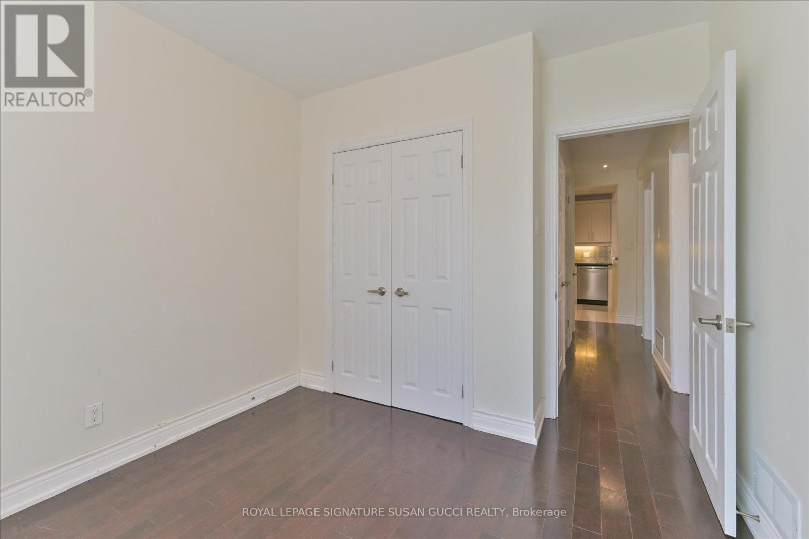 127 Furnival Road, Toronto, Ontario  M4B 1W7 - Photo 11 - E12540576