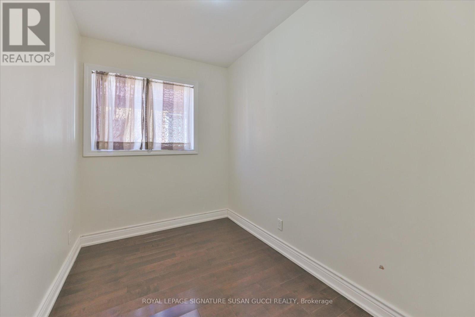 127 Furnival Road, Toronto, Ontario  M4B 1W7 - Photo 13 - E12540576