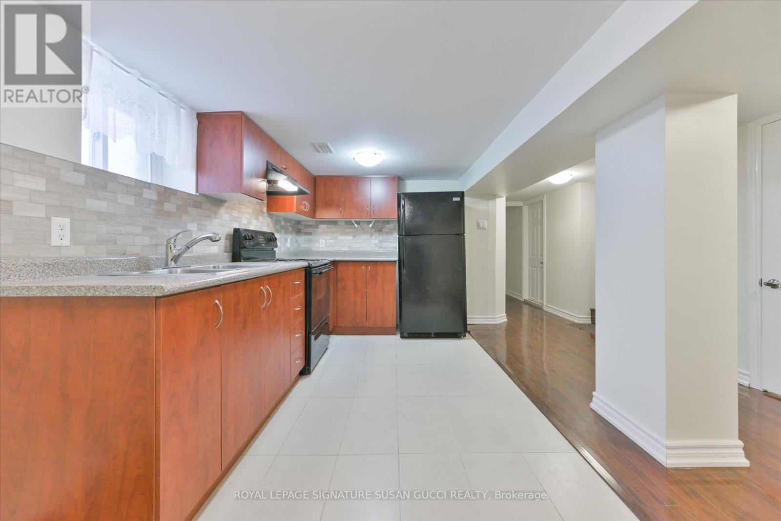 127 Furnival Road, Toronto, Ontario  M4B 1W7 - Photo 17 - E12540576