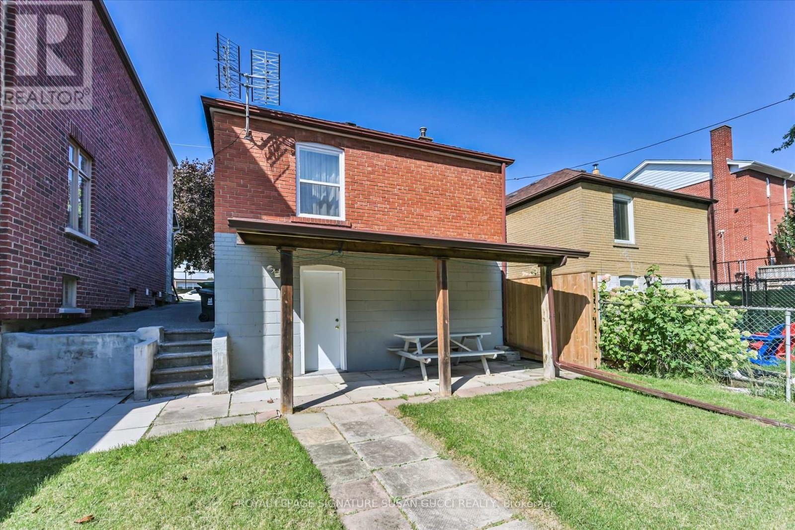 127 Furnival Road, Toronto, Ontario  M4B 1W7 - Photo 26 - E12540576